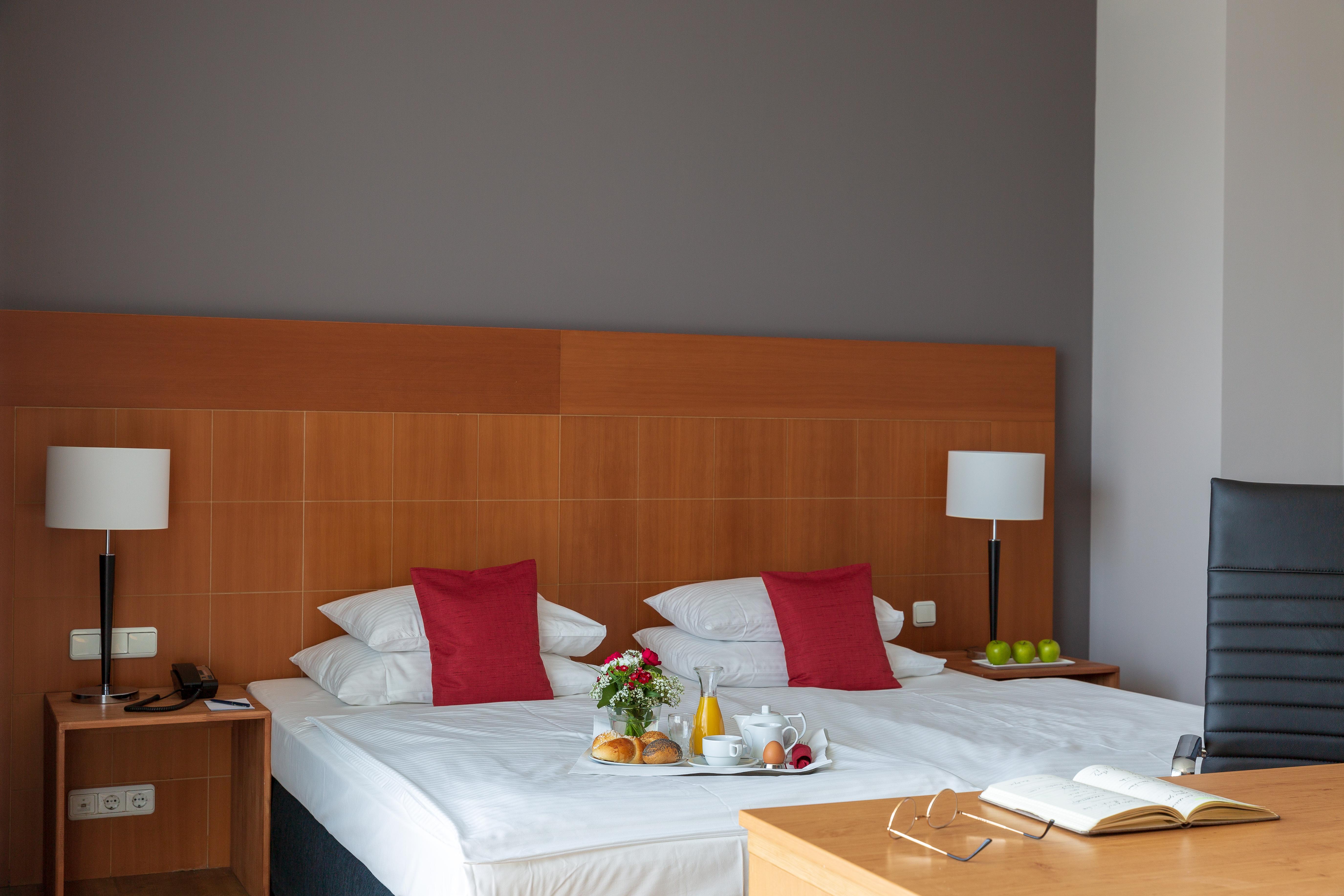 Plaza Premium Koeln Hotel Bagian luar foto