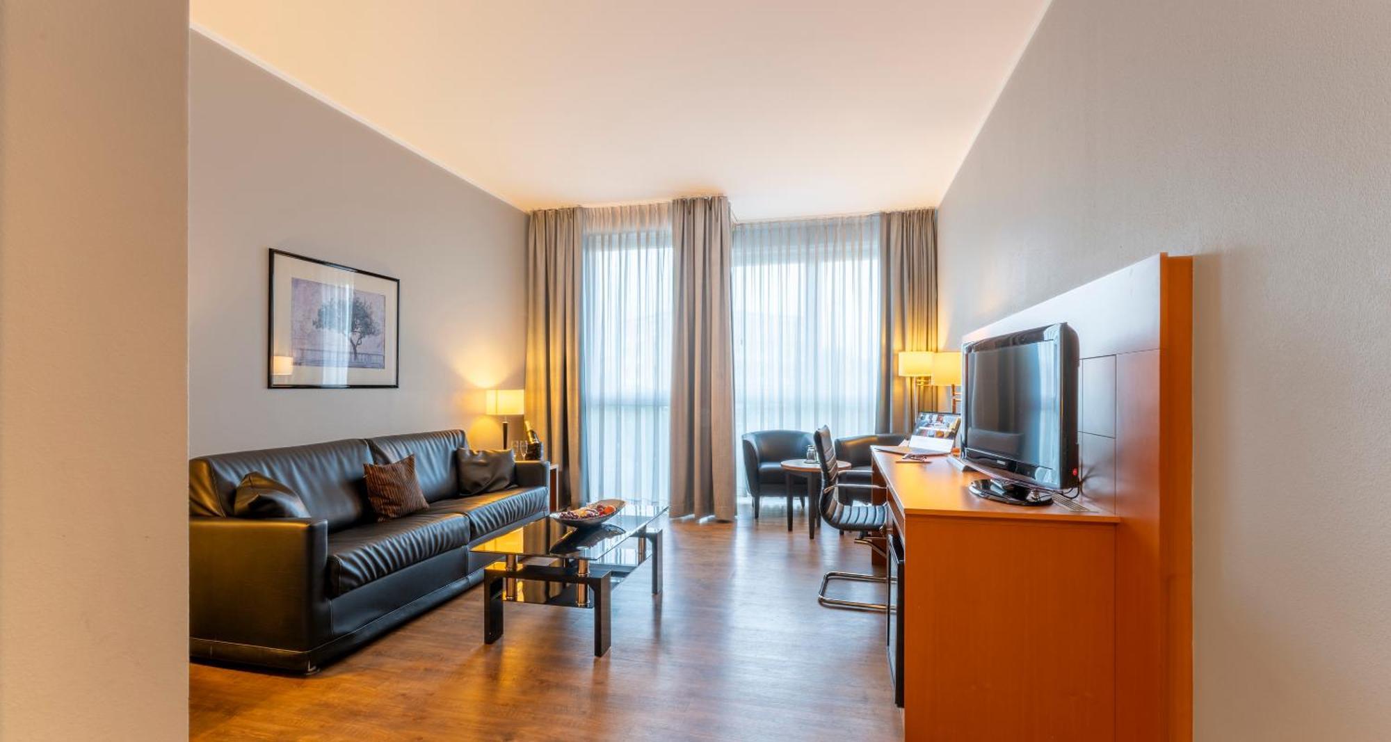 Plaza Premium Koeln Hotel Bagian luar foto
