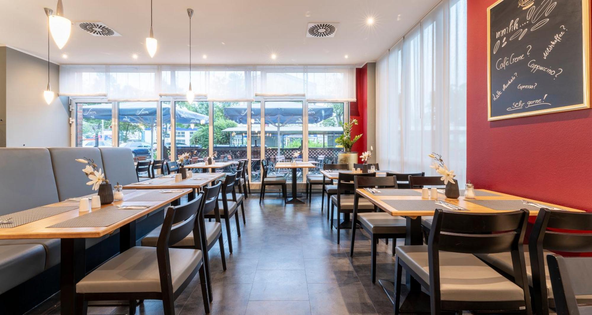 Plaza Premium Koeln Hotel Bagian luar foto